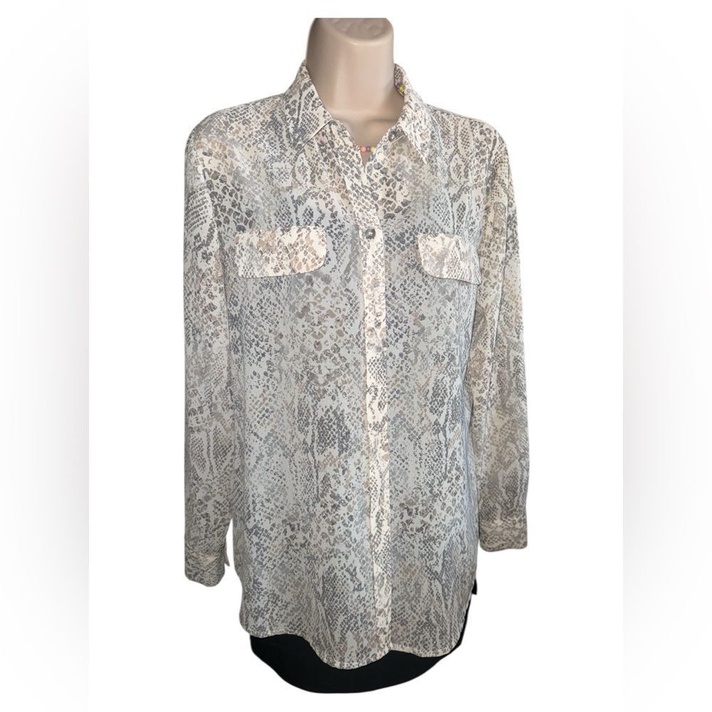 Chico's Neutral Animal Print Blouse Botton Sleeve Sheer Flowy